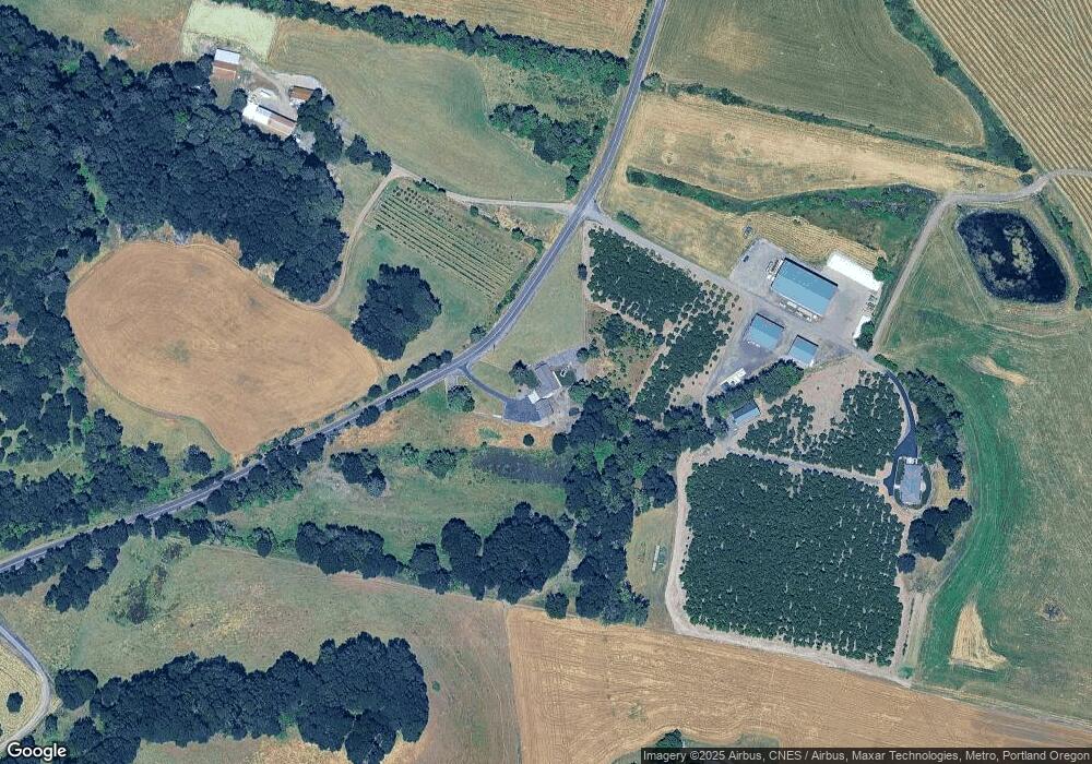 10205 SW Youngberg Hill Rd, McMinnville, OR 97128 - photo 1