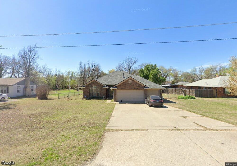 609 Hisel Rd, Oklahoma City, OK 73115 - photo 1