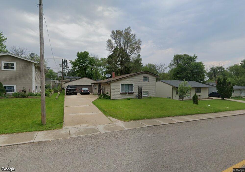 1450 Kings Rd unit 6, Carpentersville, IL 60110 - photo 1