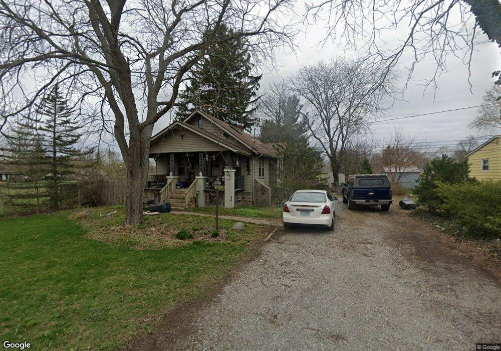 1015 Marguerite St, Flushing, MI 48433 - photo 1