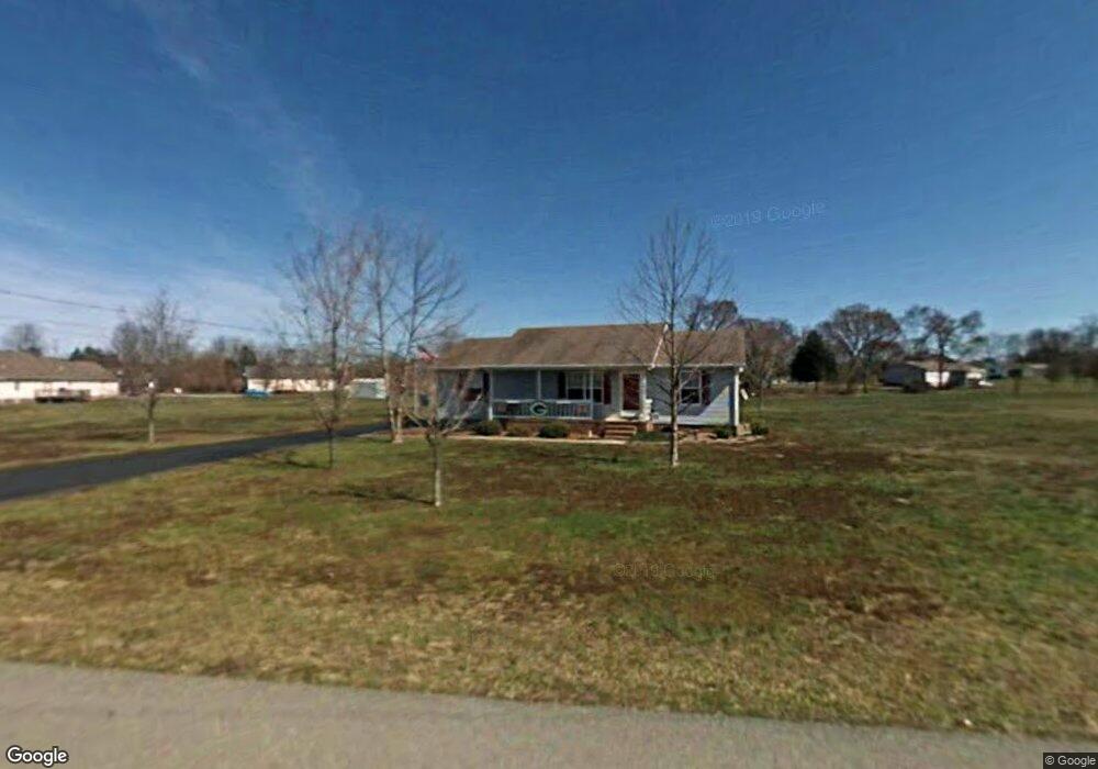 335 Cessna Ln, Shelbyville, TN 37160 - photo 1