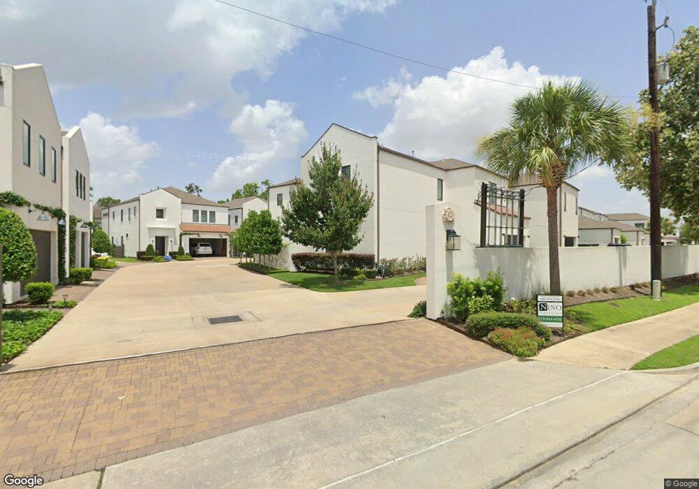 1710 Maravilla Dr, Houston, TX 77055 - photo 1