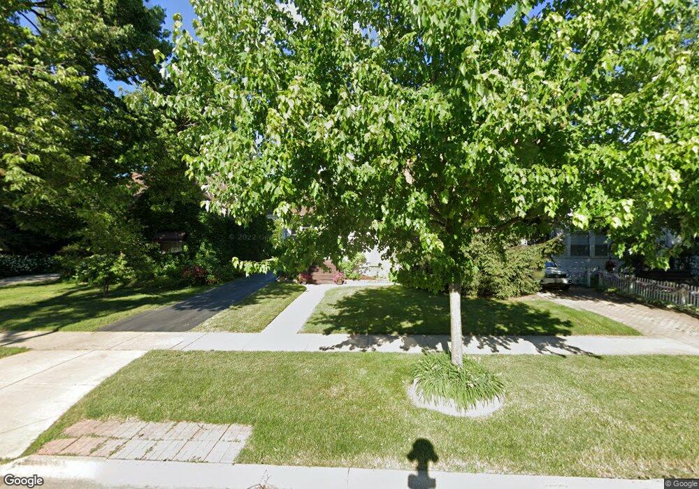 301 N Myrtle Ave, Elmhurst, IL 60126 - photo 1