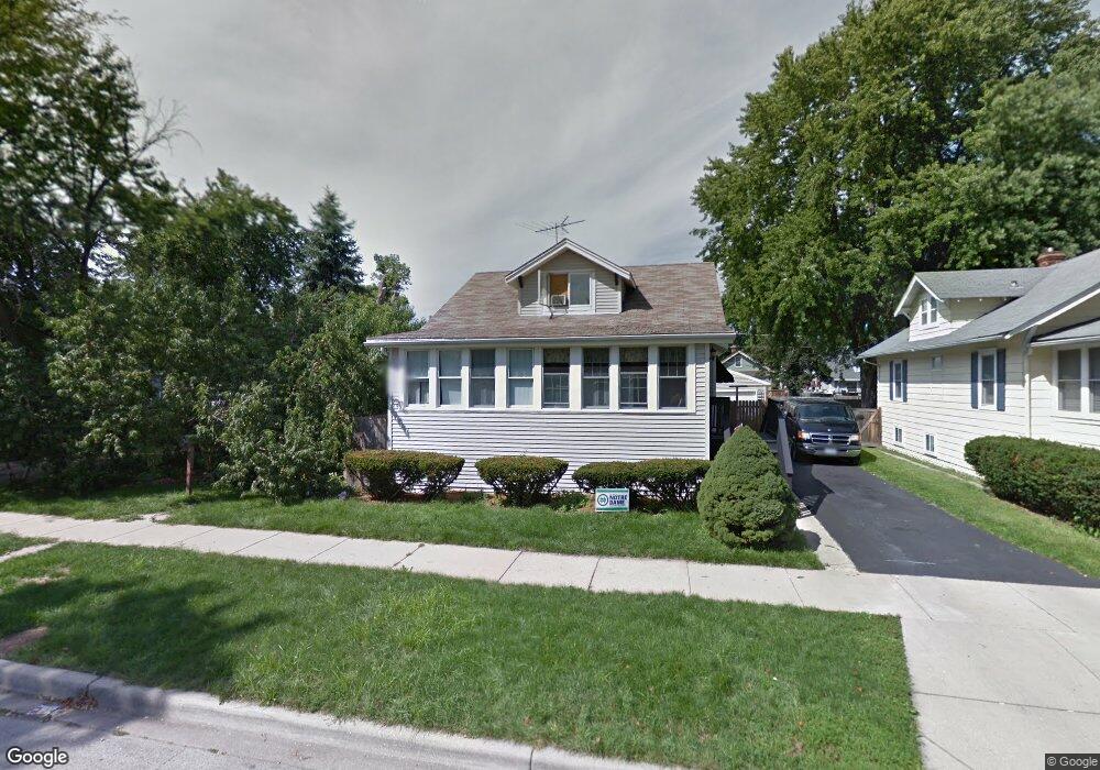 1308 Campbell Ave, Des Plaines, IL 60016 - photo 1