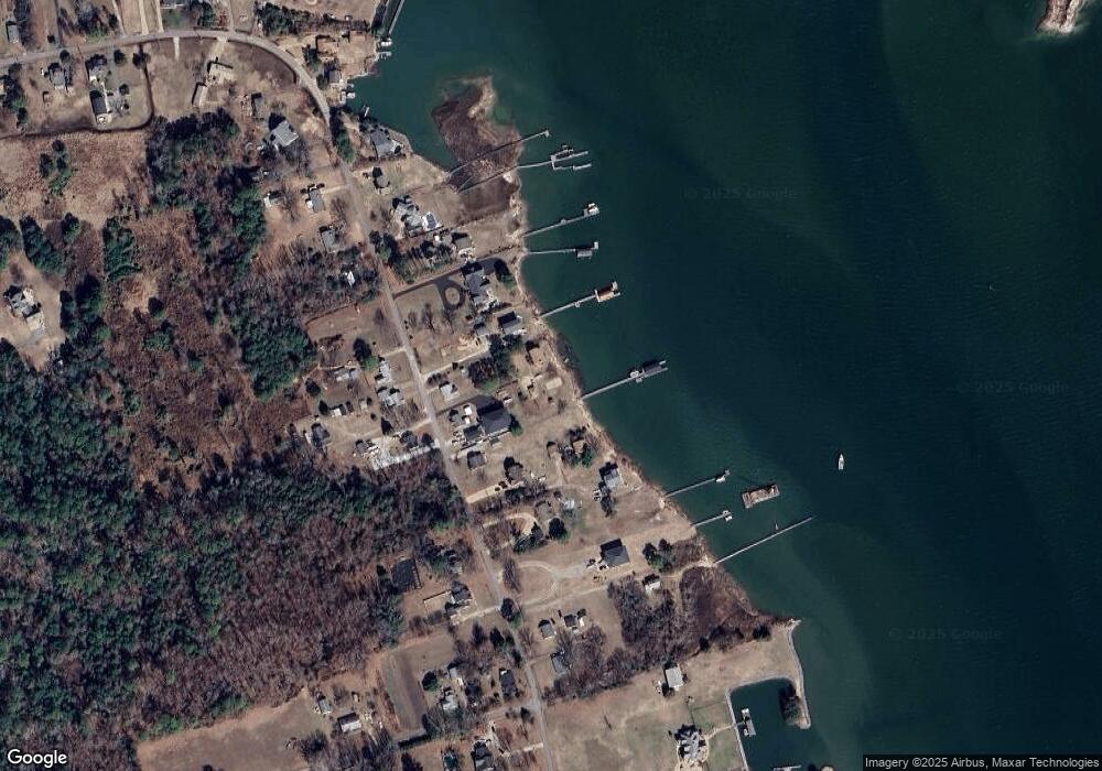 1114-A Dandy Loop Rd, Yorktown, VA 23692 - photo 1