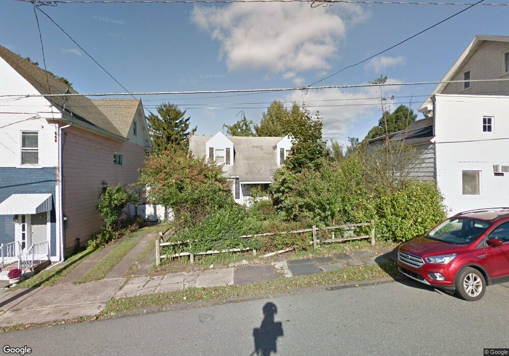 117 Center St unit 119, Jim Thorpe, PA 18229 - photo 1