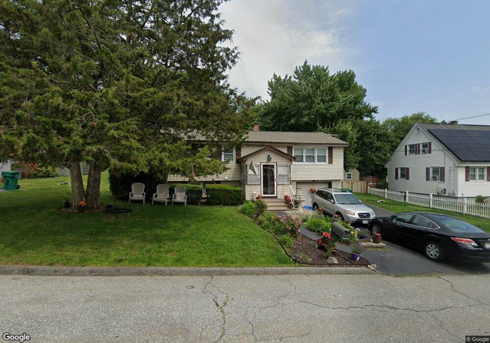 34 Luz Dr, Lowell, MA 01854 - photo 1