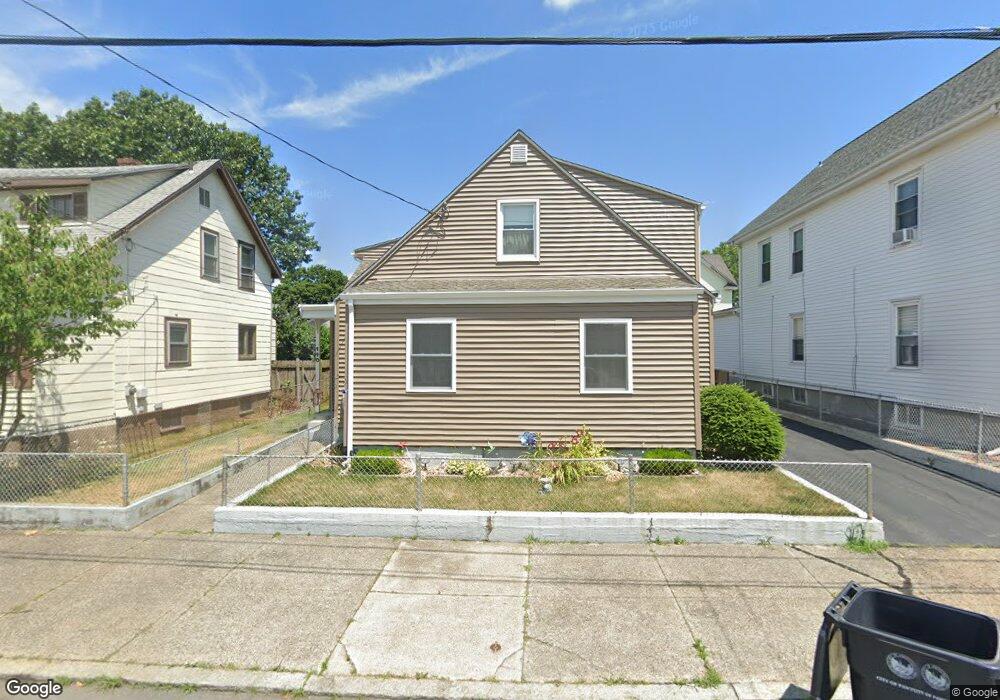 140 Chaplin St, Pawtucket, RI 02861 - photo 1