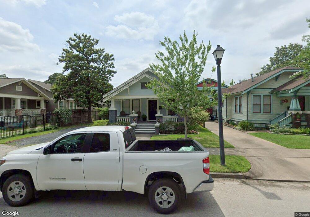 3511 Oak Ridge St, Houston, TX 77009 - photo 1