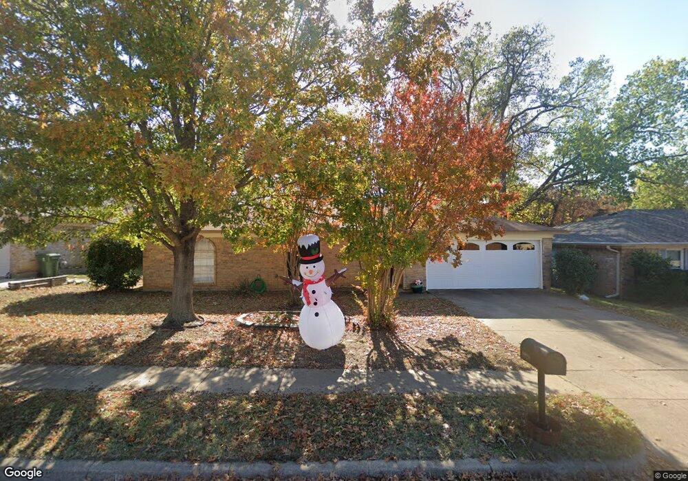 1928 Knoxville Dr, Bedford, TX 76022 - photo 1