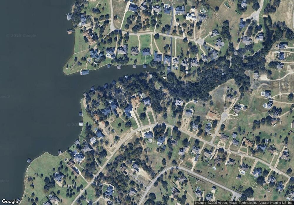 2004 W Emerald Bend Ct, Granbury, TX 76049 - photo 1