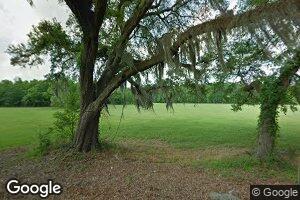 8609 New River Rd, Saint Amant, LA 70774