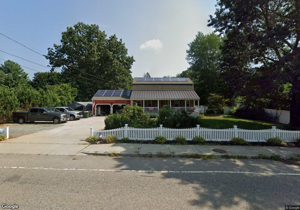 673 Pond St, Franklin, MA 02038 - photo 1