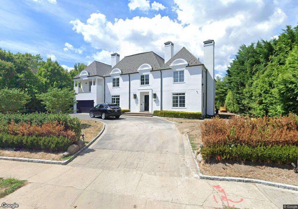 394 Kenridge Rd, Lawrence, NY 11559 - photo 1