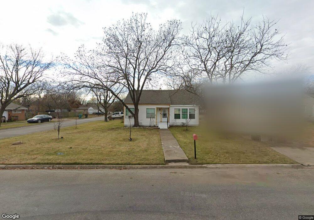 1302 N Ross Ave, Sherman, TX 75090 - photo 1