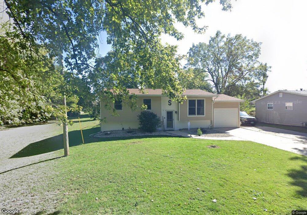 220 Maryknoll Dr, Maryville, IL 62062 - photo 1