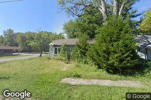 811 S Jesse St, Christopher, IL 62822