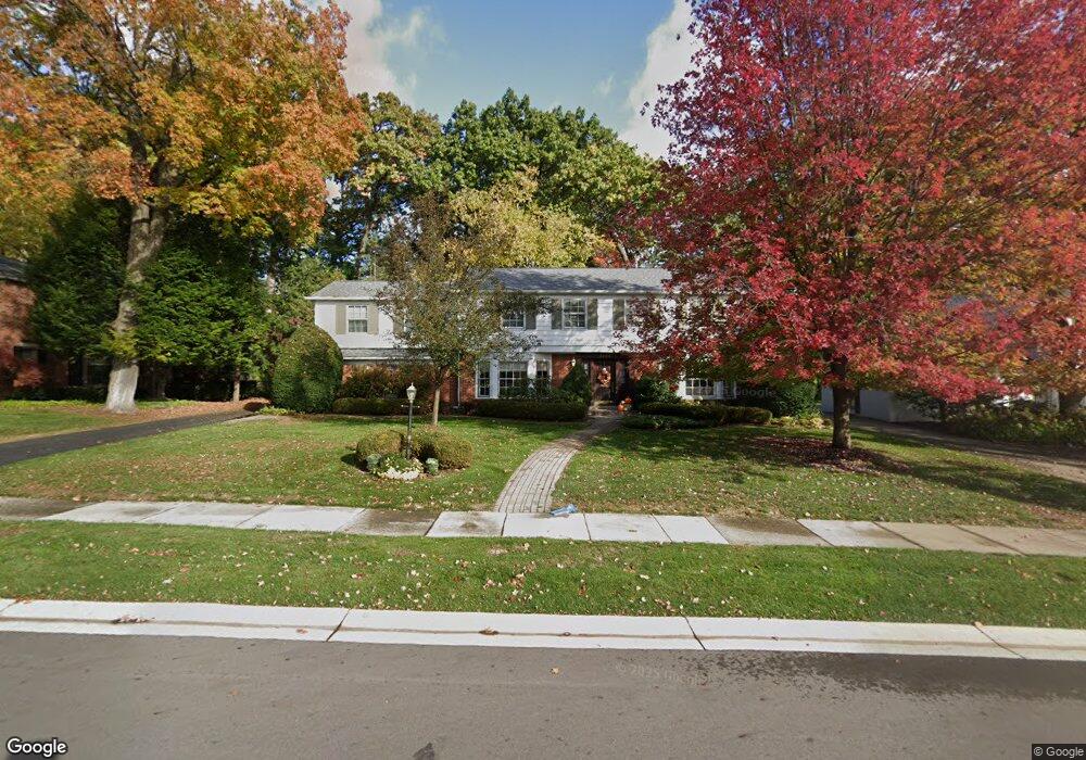 3534 Burning Bush Rd, Bloomfield Hills, MI 48301 - photo 1