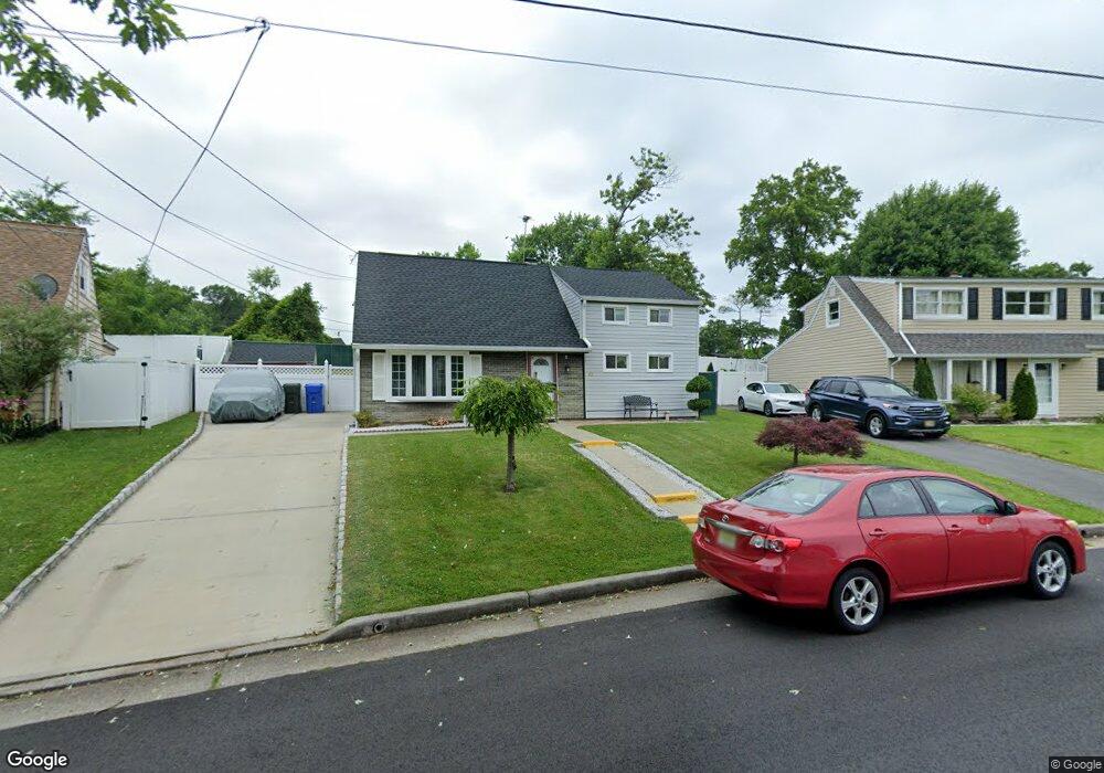 11 Linda Ave, Colonia, NJ 07067 - photo 1