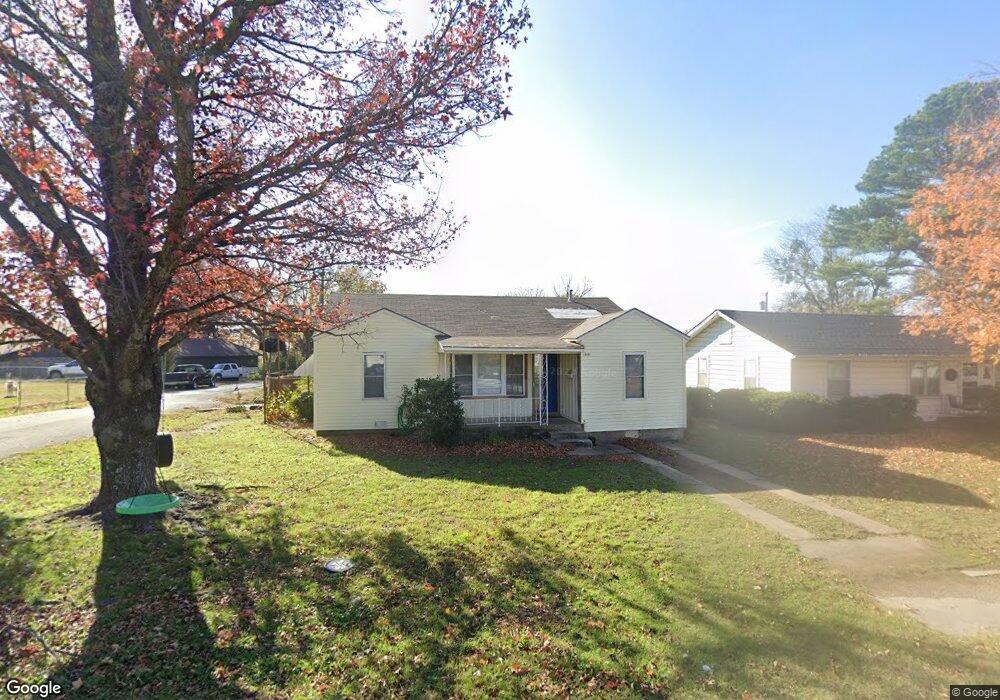 1001 Summitt St, Henryetta, OK 74437 - photo 1