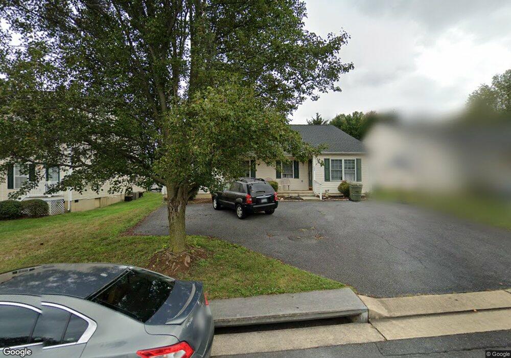 2308 Mosley St, Waynesboro, VA 22980 - photo 1