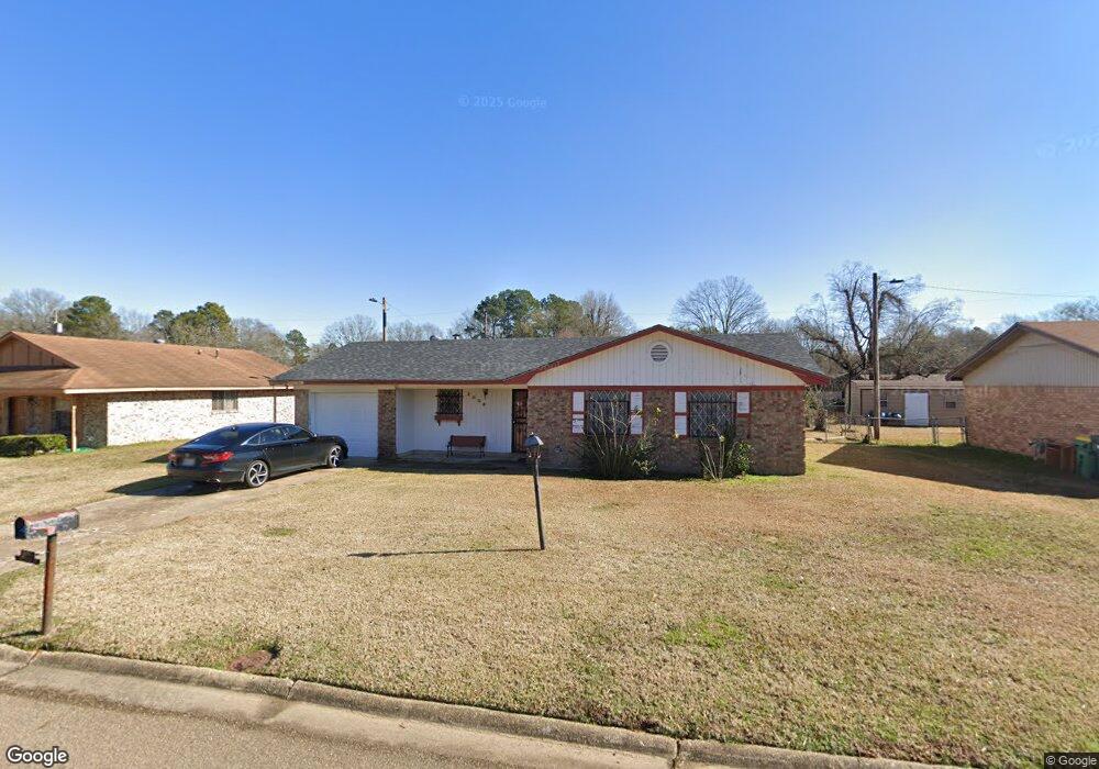 2009 Ashley, Texarkana, TX 75501 - photo 1