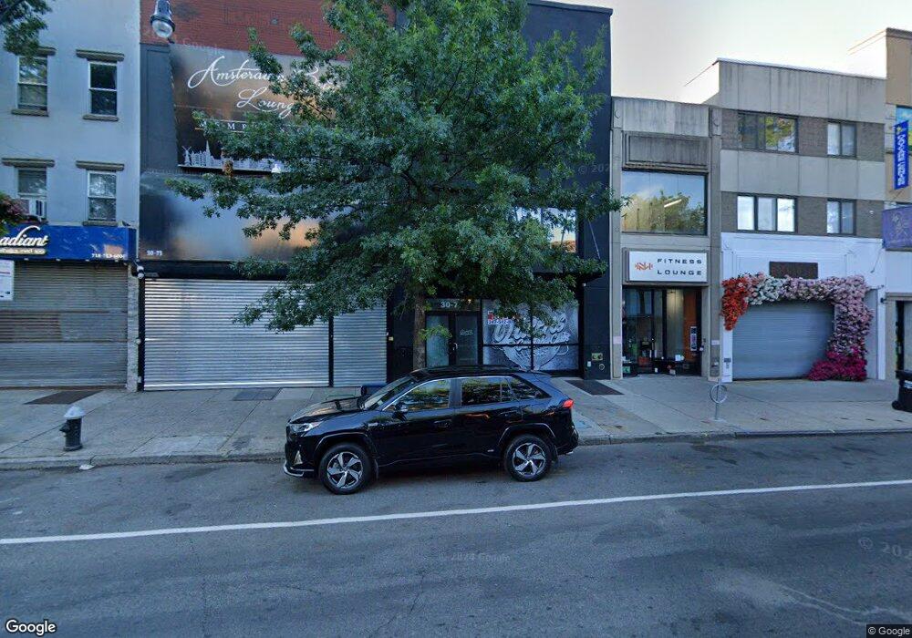 3075 Steinway St, Long Island City, NY 11103 - photo 1