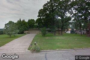 102 Maple St E, Cavalier, ND 58220