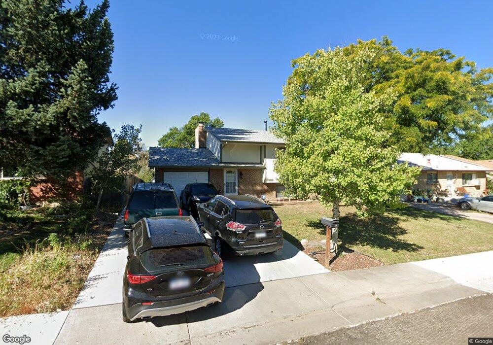 16470 E Severn Place, Aurora, CO 80011 - photo 1