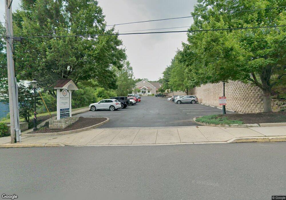 140 S Clinton St unit . A, Doylestown, PA 18901 - photo 1