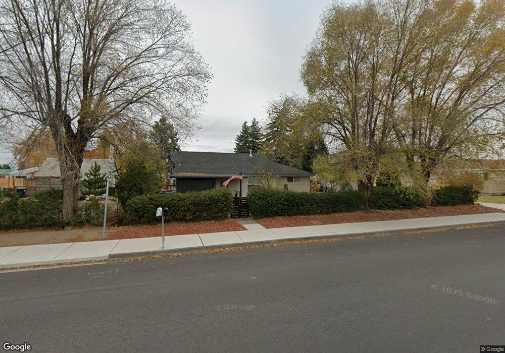 1020 SW 15th St, Redmond, OR 97756 - photo 1