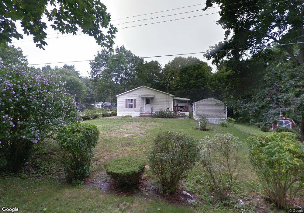 10 Plainfield Ln, Nashua, NH 03062 - photo 1