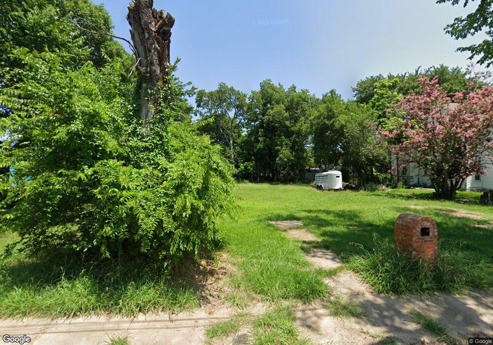 406 W 6th St, Bonham, TX 75418 - photo 1