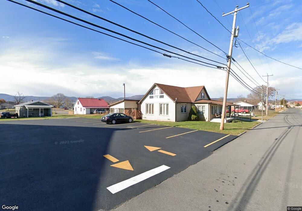 217 Franklin St, Moorefield, WV 26836 - photo 1