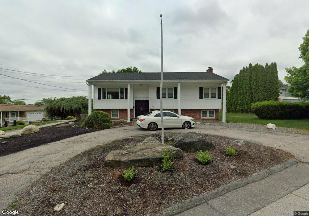 220 Randall St, Cranston, RI 02920 - photo 1