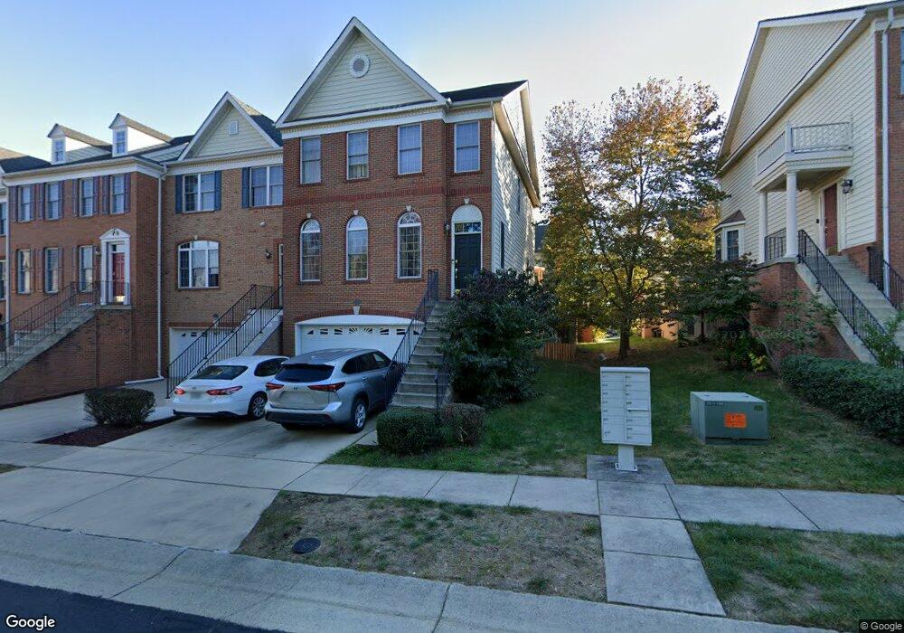 42913 Olander Square, Chantilly, VA 20152 - photo 1