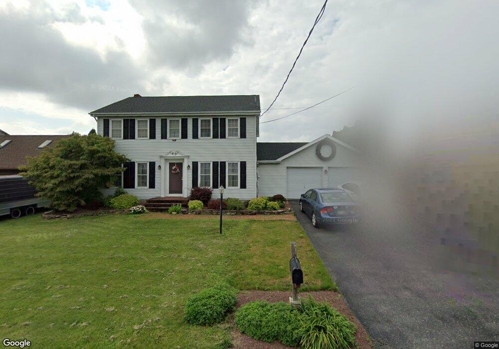 5411 Summit St, Whitehall, PA 18052 - photo 1