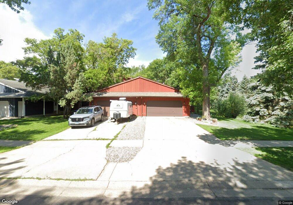 1421 23rd St S, Fargo, ND 58103 - photo 1
