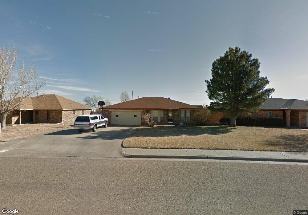 608 Floyd Ave, Dumas, TX 79029 - photo 1