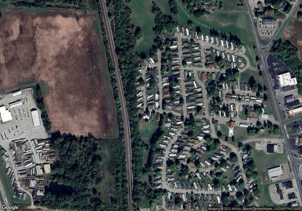 311 Mace Dr, Circleville, OH 43113 - photo 1