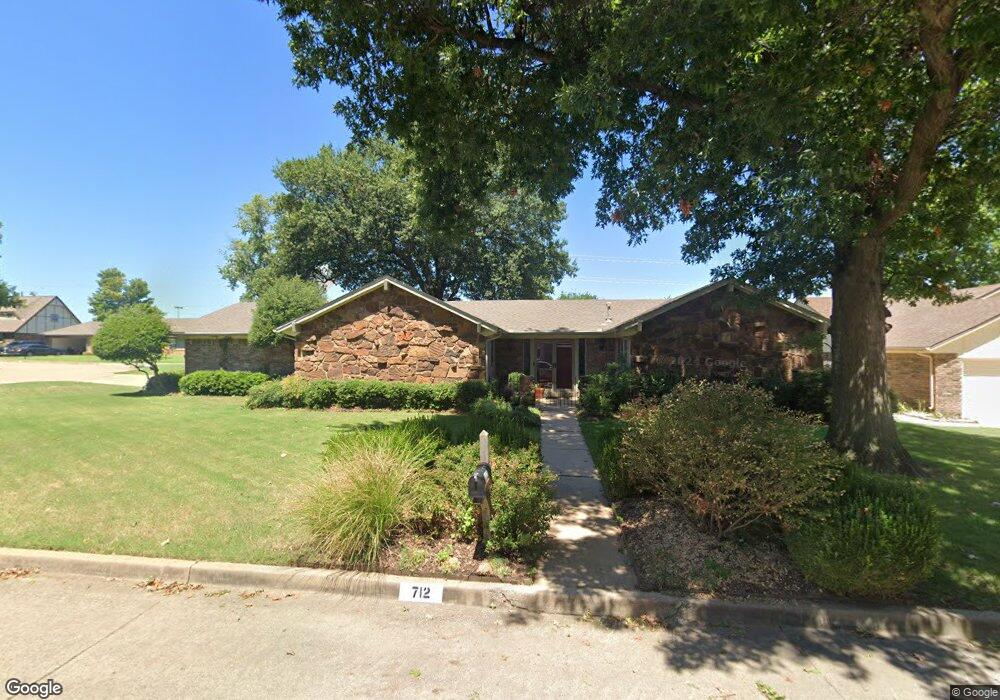 712 W Roanoke Place, Broken Arrow, OK 74011 - photo 1
