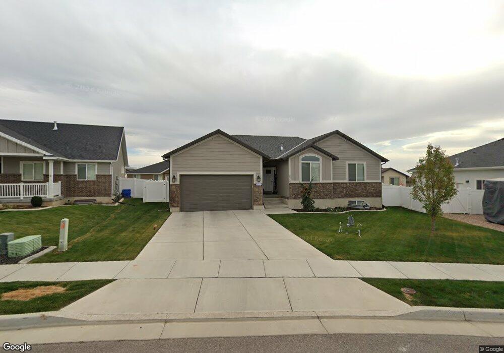 272 W 160 N unit 202, Clearfield, UT 84015 - photo 1