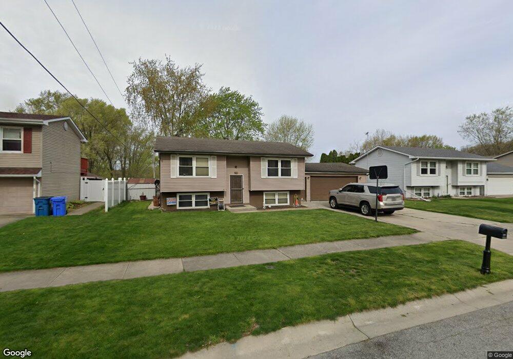 265 Walnut Ln, Crown Point, IN 46307 - photo 1