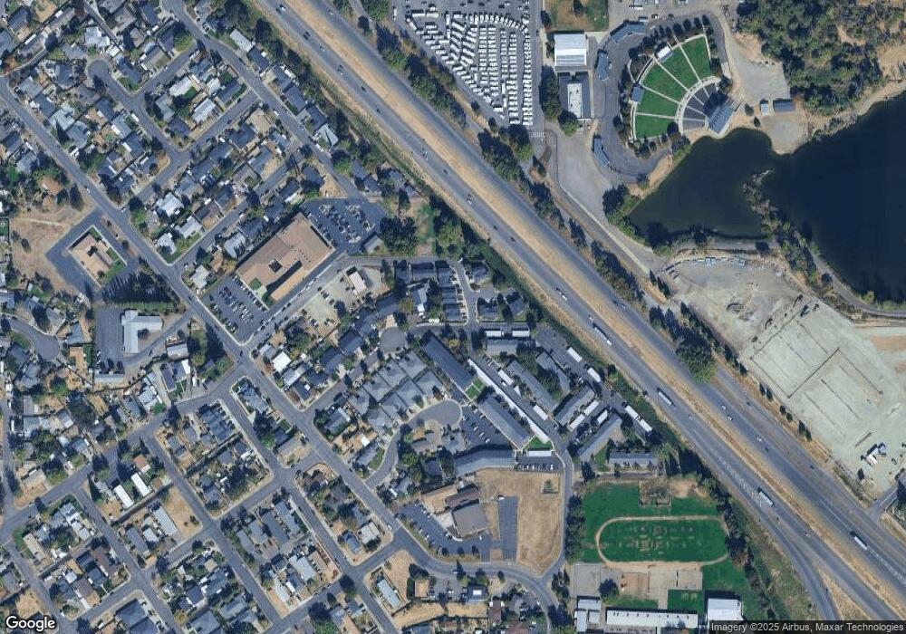 1226 Hazel St, Central Point, OR 97502 - photo 1