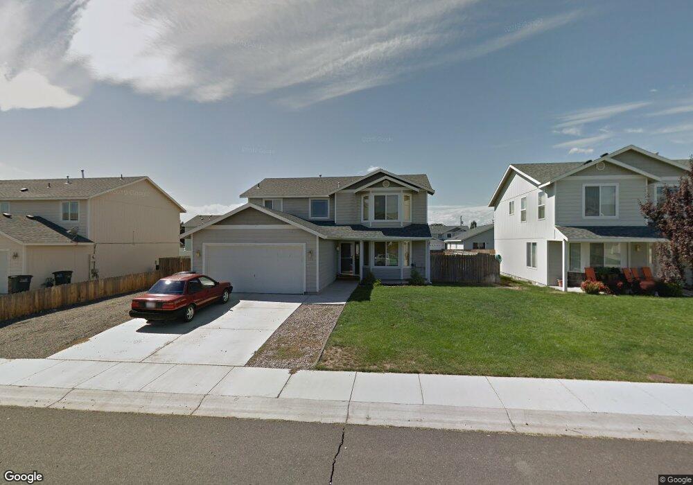 114 S Galena St, Moxee, WA 98936 - photo 1