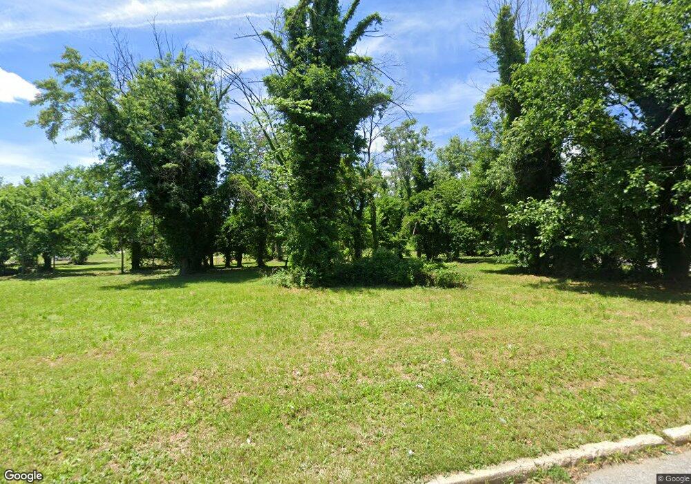 3302 Dupont Ave, Baltimore, MD 21215 - photo 1