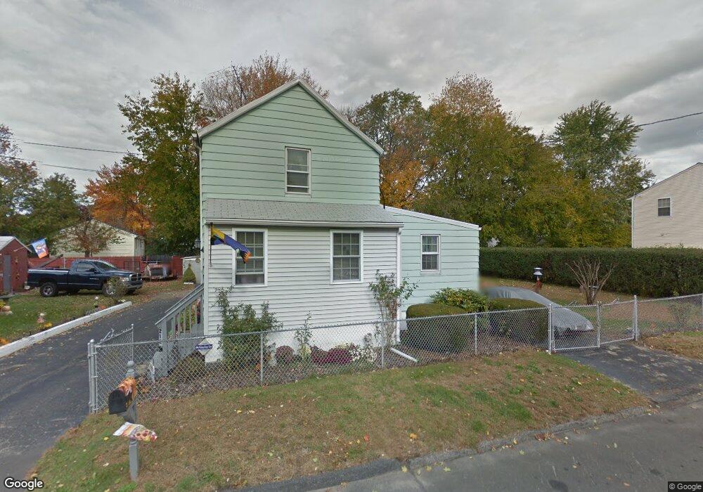 212 Roosevelt Ave, Stratford, CT 06615 - photo 1