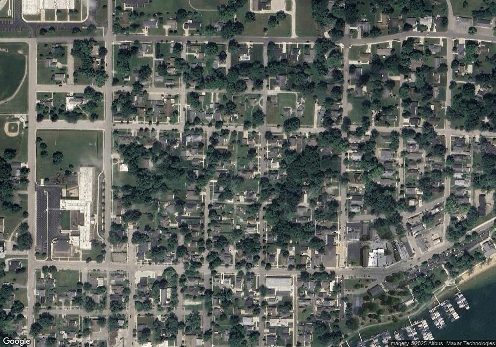 451 Lakeview St, Culver, IN 46511 - photo 1