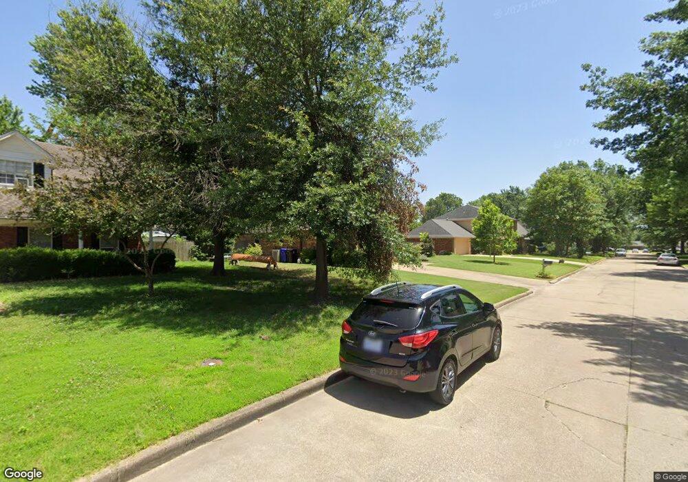 4009 S Juniper Ave, Broken Arrow, OK 74011 - photo 1