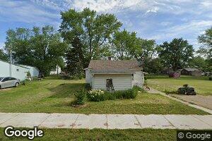 906 W Centennial St, Nappanee, IN 46550